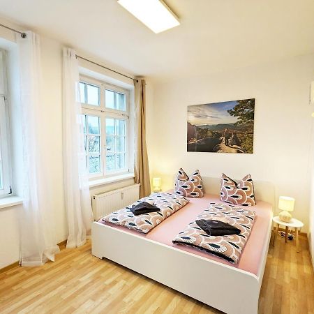 Lichtdurchflutete Helle Wohnung Mit Garten Sauna & Pool - Hw3 Sebnitz Exterior foto