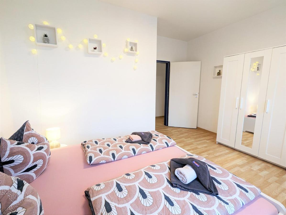 Lichtdurchflutete Helle Wohnung Mit Garten Sauna & Pool - Hw3 Sebnitz Exterior foto